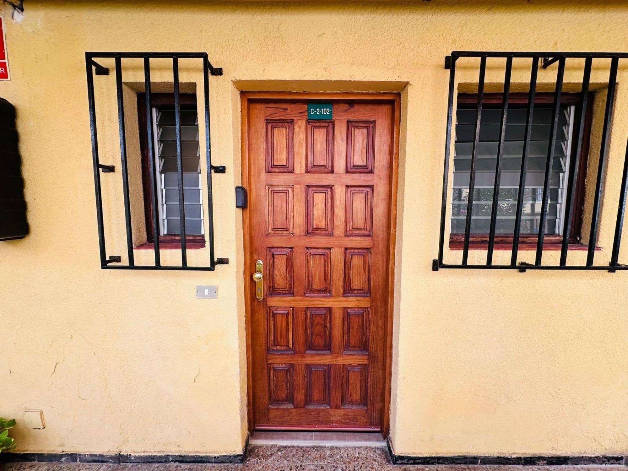 Cozy 2-Bed & Sofa-Bed Studio In Los Cristianos 外观 照片